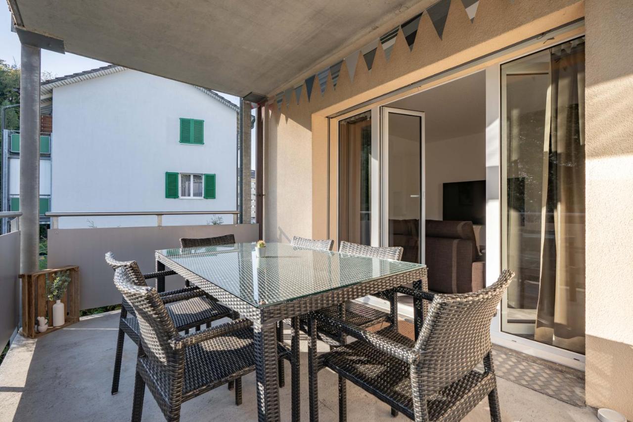 Moderne Wohnung Mit Parkplatz Ostermundigen Exterior photo